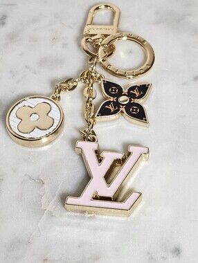 Fashion Charm and Key Card Holder ✨️